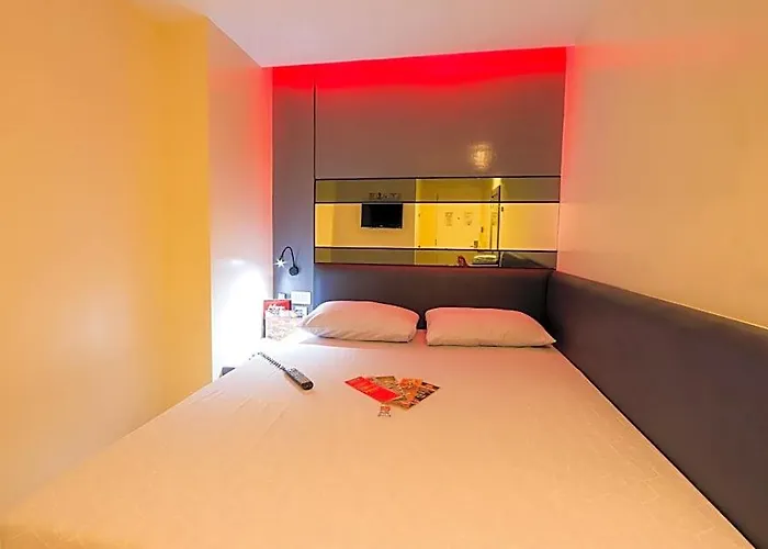 Hotel Sogo Alabang Rotonda
